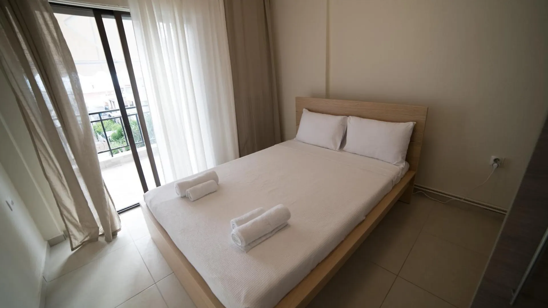 Markopoulosapartmentgrand Nea Moudania 0*,